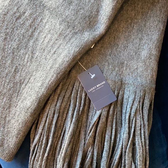 Lucky Brand Accessories - Lucky brand scarf NWT